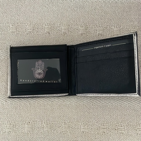 Hamsa 🪬 hand Men’s wallet - Picture 3 of 7